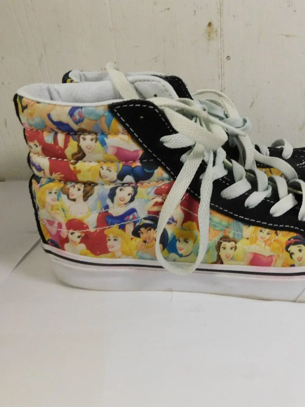 Vans Disney Princess Skate HI Top Sneakers Shoes Women's Size 8.5  Men's 7